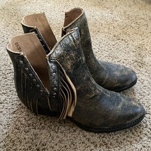 Circle G Fringe Booties Size 10